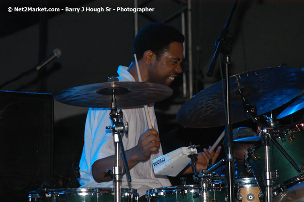 Antonio Saxton - Air Jamaica Jazz & Blues Festival 2007 - The Art of Music -  Thursday, January 25th - 10th Anniversary - Air Jamaica Jazz & Blues Festival 2007 - The Art of Music - Tuesday, January 23 - Saturday, January 27, 2007, The Aqueduct on Rose Hall, Montego Bay, Jamaica - Negril Travel Guide, Negril Jamaica WI - http://www.negriltravelguide.com - info@negriltravelguide.com...!