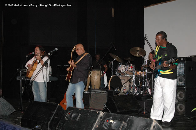 Strings @ Half Moon Conference Centre - Wednesday,  January 24th - 10th Anniversary - Air Jamaica Jazz & Blues Festival 2007 - The Art of Music - Tuesday, January 23 - Saturday, January 27, 2007, The Aqueduct on Rose Hall, Montego Bay, Jamaica - Negril Travel Guide, Negril Jamaica WI - http://www.negriltravelguide.com - info@negriltravelguide.com...!