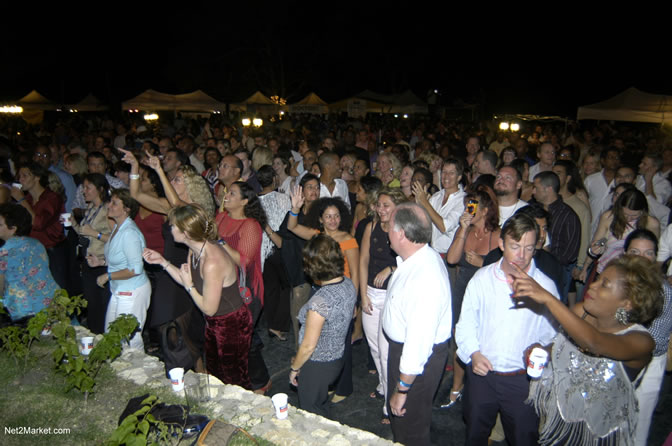 Shaggy - Caribbean Night Party - Rose Hall Great House - Caribbean MarketPlace 2005 by the Caribbean Hotel Association - Negril Travel Guide, Negril Jamaica WI - http://www.negriltravelguide.com - info@negriltravelguide.com...!