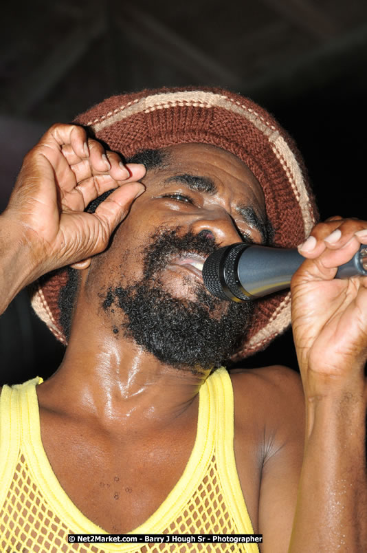  Coco Tea & Silver Cat at Bourbon Beach - Money Cologne Promotions presents The Growning of Coco Tea & Silver Cat at Bourbon Beach, Norman Manley Boulevard, Negril , Westmoreland, Jamaica W.I. - Monday, April 14, 2008 - Photographs by Net2Market.com - Barry J. Hough Sr, Photographer - Photos taken with a Nikon D300 - Negril Travel Guide, Negril Jamaica WI - http://www.negriltravelguide.com - info@negriltravelguide.com...!
