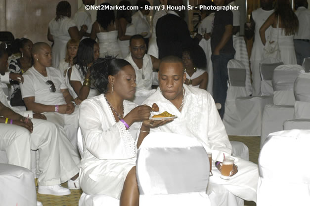 Guests @ Reflections - Cure Fest 2007 - All White Birth-Night Party - Hosted by Jah Cure - Starfish Trelawny Hotel - Trelawny, Jamaica - Friday, October 12, 2007 - Cure Fest 2007 October 12th-14th, 2007 Presented by Danger Promotions, Iyah Cure Promotions, and Brass Gate Promotions - Alison Young, Publicist - Photographs by Net2Market.com - Barry J. Hough Sr, Photographer - Negril Travel Guide, Negril Jamaica WI - http://www.negriltravelguide.com - info@negriltravelguide.com...!