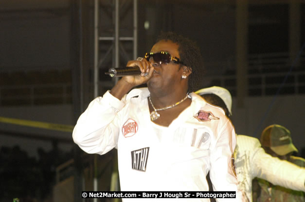 Little Hero - Cure Fest 2007 - Longing For Concert at Trelawny Multi Purpose Stadium, Trelawny, Jamaica - Sunday, October 14, 2007 - Cure Fest 2007 October 12th-14th, 2007 Presented by Danger Promotions, Iyah Cure Promotions, and Brass Gate Promotions - Alison Young, Publicist - Photographs by Net2Market.com - Barry J. Hough Sr, Photographer - Negril Travel Guide, Negril Jamaica WI - http://www.negriltravelguide.com - info@negriltravelguide.com...!
