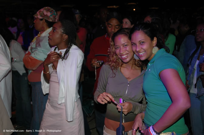 Al Green - Air Jamaica Jazz & Blues Festival 2006 - The Art of Music - Cinnamon Hill Golf Club - Rosehall Resort & Country Club, Montego Bay, Jamaica W.I. - Thursday, Friday 27, 2006 - Negril Travel Guide, Negril Jamaica WI - http://www.negriltravelguide.com - info@negriltravelguide.com...!