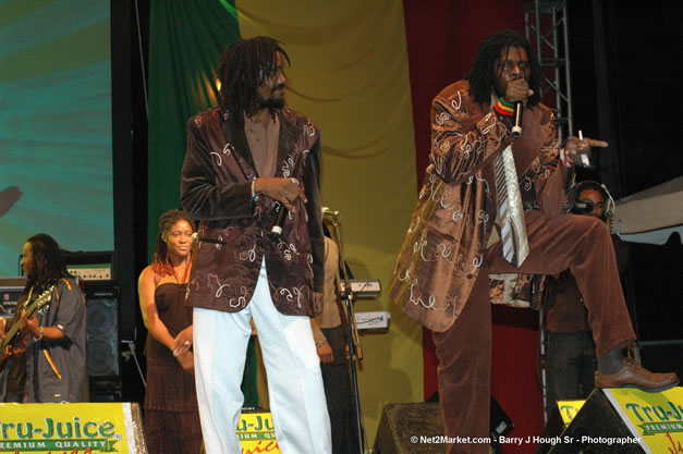 Sugar Roy & Conroy Crystal @ Tru-Juice Rebel Salute 2007 - Saturday, January 13, 2007, Port Kaiser Sports Club, St. Elizabeth - Negril Travel Guide, Negril Jamaica WI - http://www.negriltravelguide.com - info@negriltravelguide.com...!