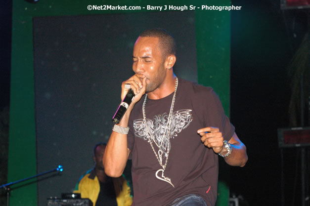 Baby Cham - Explosion - Red Stripe Reggae Sumfest 2007 - Thursday, July 19, 2007 - Red Stripe Reggae Sumfest 2007 at Catherine Hall, Montego Bay, St James, Jamaica W.I. - Negril Travel Guide, Negril Jamaica WI - http://www.negriltravelguide.com - info@negriltravelguide.com...!