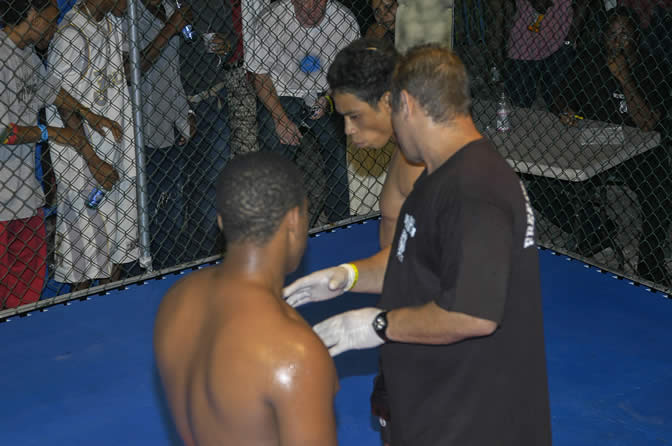 FASTER MORE FURIOUS - Free Style Fight Night @ Risky Business Photographs - Negril Travel Guide, Negril Jamaica WI - http://www.negriltravelguide.com - info@negriltravelguide.com...!