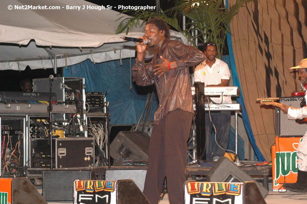 Kenyatta Hill @ Western Consciousness 2007 - Presented by King of Kings Productons - Saturday, April 28, 2007 - Llandilo Cultural Centre, Savanna-La-Mar, Westmoreland, Jamaica W.I. - Negril Travel Guide, Negril Jamaica WI - http://www.negriltravelguide.com - info@negriltravelguide.com...!