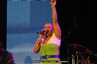 Air Jamaica Jazz and Blues Festival 2008 — Mary Mary — photograph 9 of 123