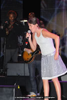 Air Jamaica Jazz and Blues Festival 2008 — Nikki Yanofsky — photograph 14 of 99