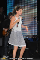 Air Jamaica Jazz and Blues Festival 2008 — Nikki Yanofsky — photograph 16 of 99