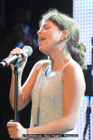 Air Jamaica Jazz and Blues Festival 2008 — Nikki Yanofsky — photograph 98 of 99