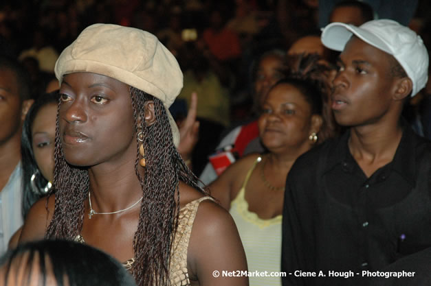 Venue & Audience - Air Jamaica Jazz & Blues Festival 2007 - The Art of Music -  Thursday, January 25th - 10th Anniversary - Air Jamaica Jazz & Blues Festival 2007 - The Art of Music - Tuesday, January 23 - Saturday, January 27, 2007, The Aqueduct on Rose Hall, Montego Bay, Jamaica - Negril Travel Guide, Negril Jamaica WI - http://www.negriltravelguide.com - info@negriltravelguide.com...!