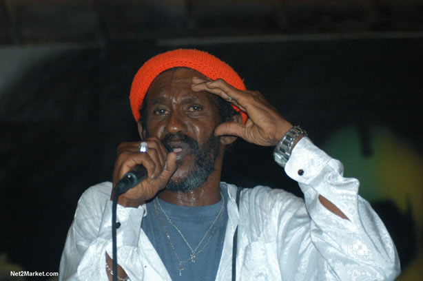 Reggae Superstar - Bush Man @ Bourbon Beach with Boddy Dread & Singing Honour - Presented by Our Music Promotions - Omar & Ama-Donna - Saturday, May 14, 2005 - Negril Travel Guide, Negril Jamaica WI - http://www.negriltravelguide.com - info@negriltravelguide.com...!