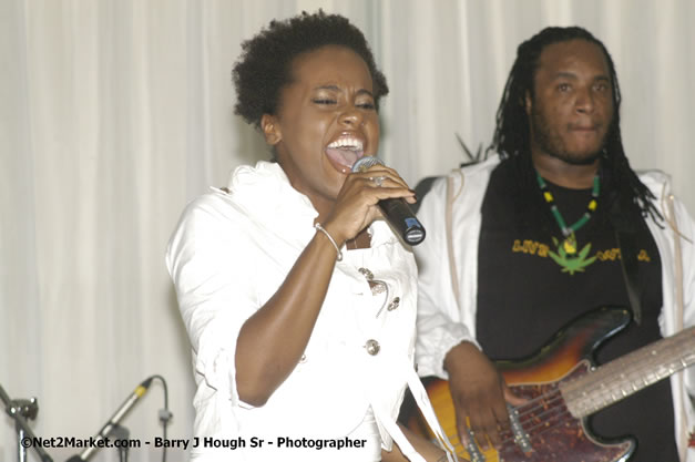 Etana - Reflections - Cure Fest 2007 - All White Birth-Night Party - Hosted by Jah Cure - Starfish Trelawny Hotel - Trelawny, Jamaica - Friday, October 12, 2007 - Cure Fest 2007 October 12th-14th, 2007 Presented by Danger Promotions, Iyah Cure Promotions, and Brass Gate Promotions - Alison Young, Publicist - Photographs by Net2Market.com - Barry J. Hough Sr, Photographer - Negril Travel Guide, Negril Jamaica WI - http://www.negriltravelguide.com - info@negriltravelguide.com...!
