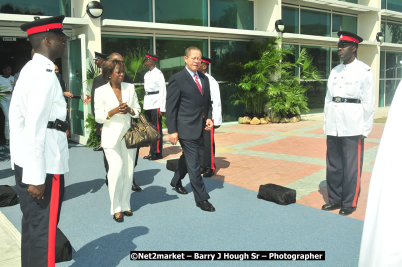 The Unveiling Of The Commemorative Plaque By The Honourable Prime Minister, Orette Bruce Golding, MP, And Their Majesties, King Juan Carlos I And Queen Sofia Of Spain - On Wednesday, February 18, 2009, Marking The Completion Of The Expansion Of Sangster International Airport, Venue at Sangster International Airport, Montego Bay, St James, Jamaica - Wednesday, February 18, 2009 - Photographs by Net2Market.com - Barry J. Hough Sr, Photographer/Photojournalist - Negril Travel Guide, Negril Jamaica WI - http://www.negriltravelguide.com - info@negriltravelguide.com...!