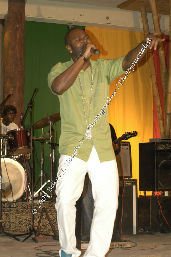  Sanchez - Live in Concert - at the One Love Reggae Concert Series 09/10 @ Negril Escape Resort & Spa - Also Featuring: Timmi Burrell and Justice Merchant- Backing Band Roots Warrior - DJ Gemini - MC Oliver Cargill, Negril Escape Resort & Spa, One Love Drive, West End, Negril, Westmoreland, Jamaica W.I. - Tuesday, November 24, 2009 - Photographs by Net2Market.com - Barry J. Hough Sr, Photographer / Photojournalist - Photos taken with a Nikon D70, D100, or D300 - Negril Travel Guide, Negril Jamaica WI - http://www.negriltravelguide.com - info@negriltravelguide.com...!