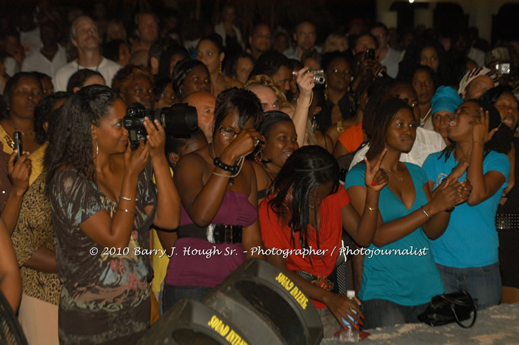Tanya Stephens - Live In Concert @ Negril Escape Resort and Spa, Backing Band Roots Warrior, plus DJ Gemini, January 26, 2010, One Love Drive, West End, Negril, Westmoreland, Jamaica W.I. - Photographs by Net2Market.com - Barry J. Hough Sr, Photographer/Photojournalist - The Negril Travel Guide - Negril's and Jamaica's Number One Concert Photography Web Site with over 40,000 Jamaican Concert photographs Published -  Negril Travel Guide, Negril Jamaica WI - http://www.negriltravelguide.com - info@negriltravelguide.com...!
