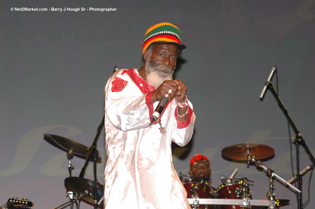 The Abyssinians @ Tru-Juice Rebel Salute 2007 - Saturday, January 13, 2007, Port Kaiser Sports Club, St. Elizabeth - Negril Travel Guide, Negril Jamaica WI - http://www.negriltravelguide.com - info@negriltravelguide.com...!