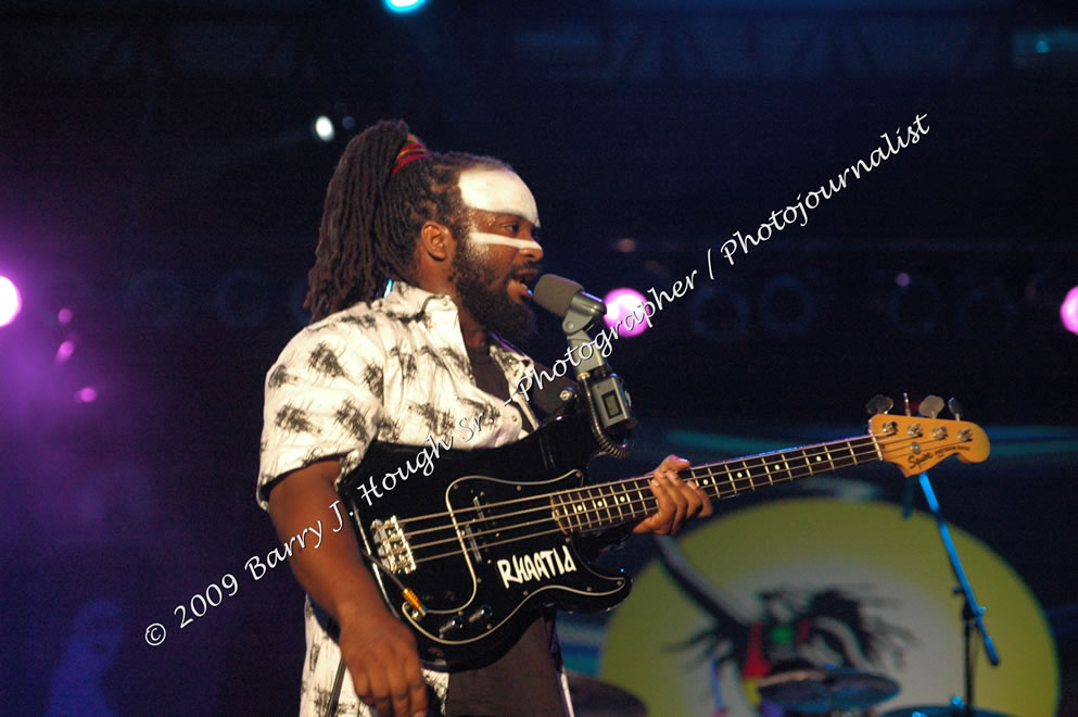 Rhaatid @ Reggae Sumfest 2009 - International Night 2 - Reggae Sumfest 2009,Catherine Hall, Montego Bay, St. James, Jamaica W.I. - Saturaday, July 25, 2009 - Reggae Sumfest 2009, July 19 - 25, 2009 - Photographs by Net2Market.com - Barry J. Hough Sr. Photojournalist/Photograper - Photographs taken with a Nikon D70, D100, or D300 - Negril Travel Guide, Negril Jamaica WI - http://www.negriltravelguide.com - info@negriltravelguide.com...!