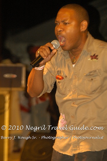 Mr. Groove at Western Fest 2010