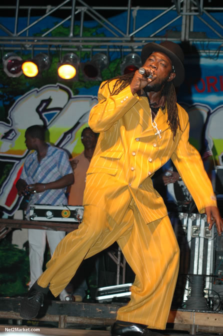 Demus Family - Spring Break 2005 -  6th Anniversary - All Day - All Night - Photo Gallery - Sunday, March 13th - Long Bay Beach, Negril Jamaica - Negril Travel Guide, Negril Jamaica WI - http://www.negriltravelguide.com - info@negriltravelguide.com...!